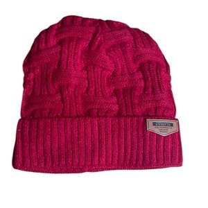 Loritta deep red cable-knit beanie hat one size plush lined leather patch NWOT